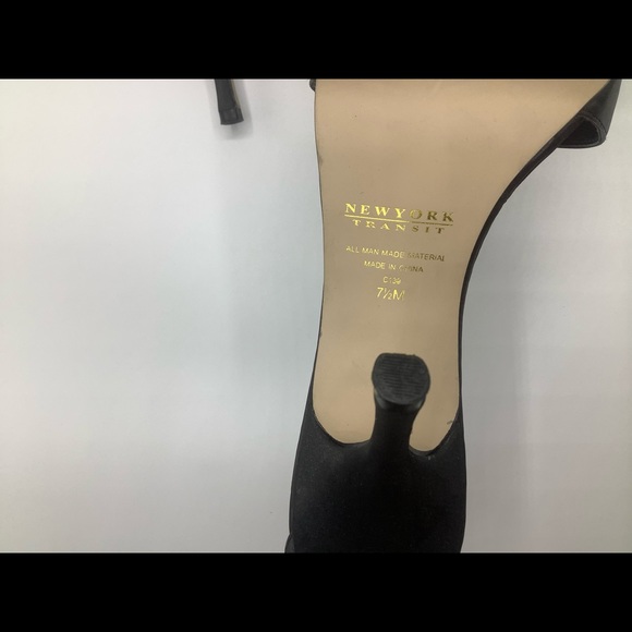 New York Transit Black strappy heels - Picture 6 of 8